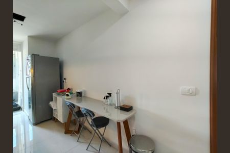 Apartamento para alugar com 80m², 2 quartos e 1 vagaCozinha