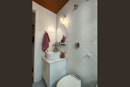 Apartamento para alugar com 80m², 2 quartos e 1 vagaBanheiro da Suíte