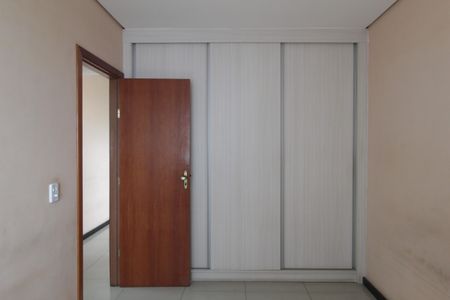 Apartamento à venda com 66m², 2 quartos e 1 vagaQuarto 1
