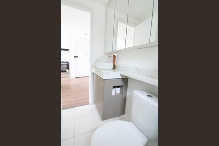 Apartamento à venda com 35m², 2 quartos e sem vaga Apartamento à venda com 35m², 2 quartos e sem vagaBanheiro