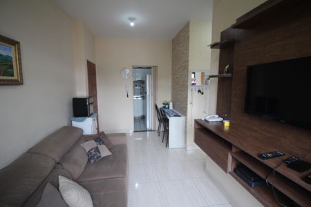 Sala de apartamento para alugar com 2 quartos, 50m² em Centro, Contagem