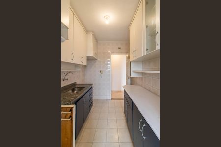 Apartamento para alugar com 73m², 2 quartos e 1 vagaCozinha