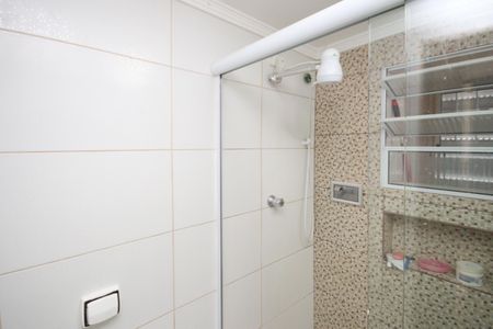Banheiro  de apartamento para alugar com 2 quartos, 50m² em Vila Guilherme, São Paulo