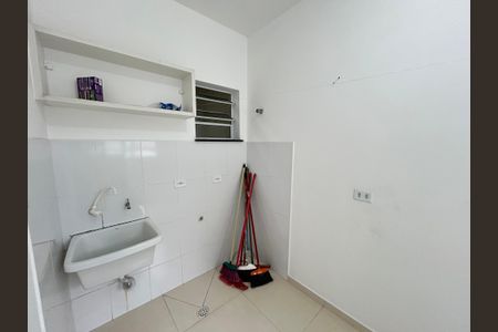 Casa para alugar com 60m², 2 quartos e 1 vagaÁrea de Serviço