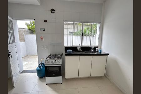 Casa para alugar com 60m², 2 quartos e 1 vagaCozinha