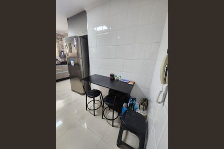 Apartamento para alugar com 62m², 2 quartos e 1 vagaCozinha