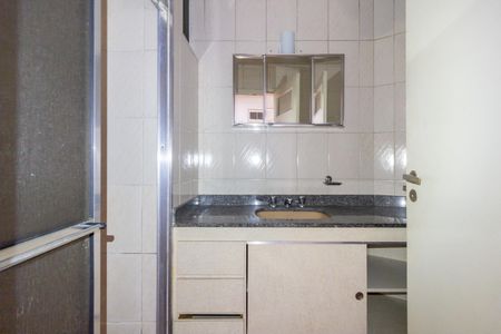 Apartamento para alugar com 56m², 2 quartos e 1 vaga Apartamento para alugar com 56m², 2 quartos e 1 vagaBanheiro
