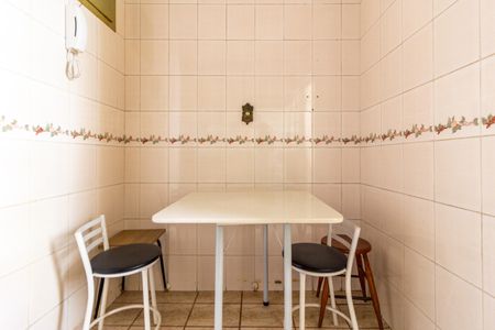 Apartamento para alugar com 56m², 2 quartos e 1 vaga Apartamento para alugar com 56m², 2 quartos e 1 vagaCozinha