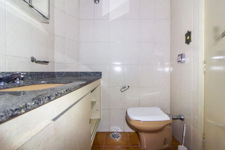 Apartamento para alugar com 56m², 2 quartos e 1 vaga Apartamento para alugar com 56m², 2 quartos e 1 vagaBanheiro
