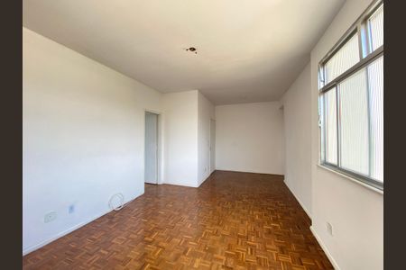 Apartamento à venda com 60m², 2 quartos e 1 vaga