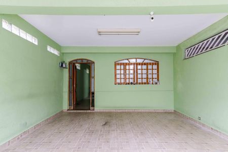 Casa à venda com 140m², 3 quartos e 2 vagas Casa à venda com 140m², 3 quartos e 2 vagasGaragem