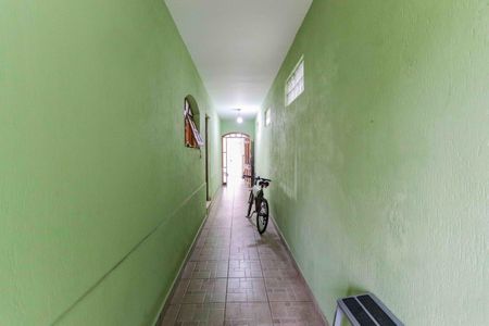 Casa à venda com 140m², 3 quartos e 2 vagas Casa à venda com 140m², 3 quartos e 2 vagasQuintal