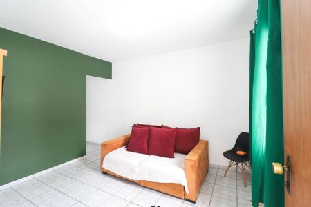 Casa à venda com 6 quartos, 250m² em Jardim Peri, São Paulo