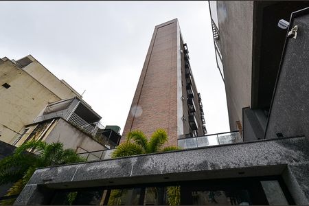 Apartamento à venda com 63m², 2 quartos e 2 vagasFachada