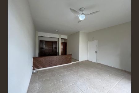 Sala de casa à venda com 2 quartos, 150m² em Jardim Cica, Jundiaí