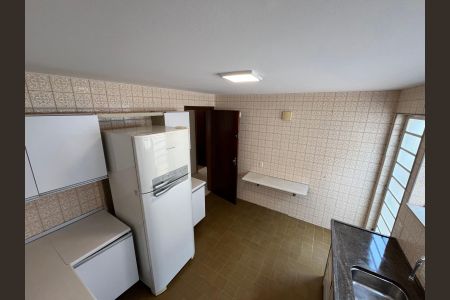 Casa à venda com 150m², 3 quartos e 2 vagas Casa à venda com 150m², 3 quartos e 2 vagasCozinha