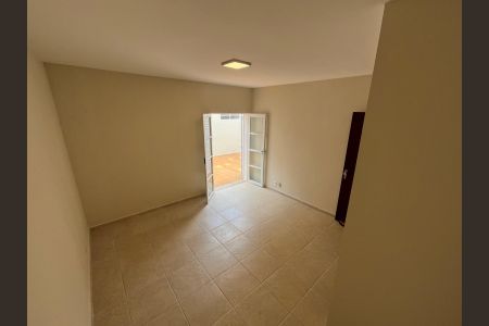 Casa à venda com 2 quartos, 150m² em Jardim Cica, Jundiaí
