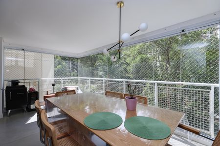 Apartamento à venda com 109m², 3 quartos e 2 vagasVaranda da Sala