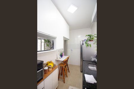 Casa à venda com 360m², 2 quartos e 3 vagasCozinha e Área de Serviço