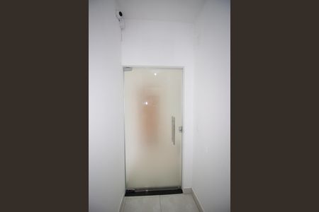 Casa à venda com 360m², 2 quartos e 3 vagasSalas Comerciais