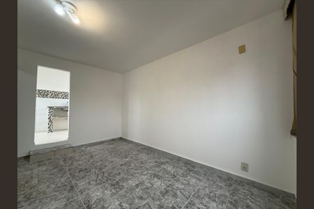 Casa para alugar com 70m², 2 quartos e sem vaga