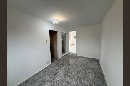 Casa para alugar com 2 quartos, 70m² em Alípio de Melo, Belo Horizonte