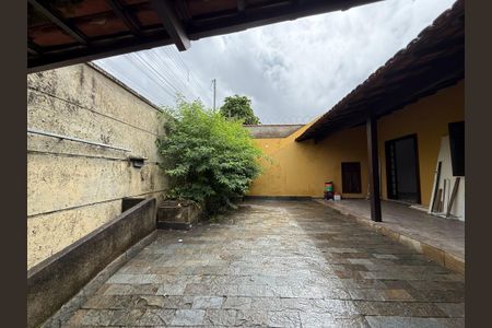 Casa para alugar com 250m², 4 quartos e 3 vagas