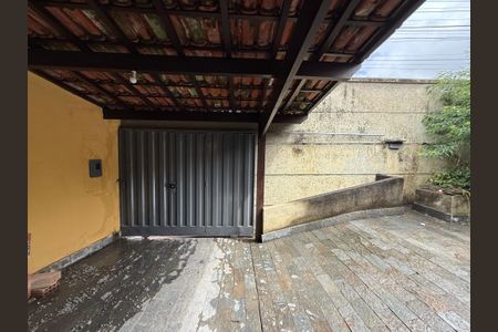 Casa para alugar com 250m², 4 quartos e 3 vagas