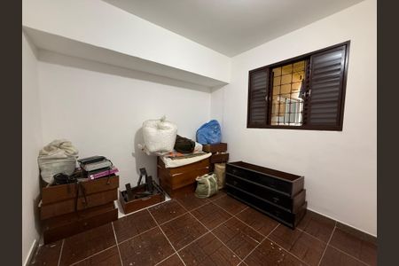 Casa para alugar com 250m², 4 quartos e 3 vagas