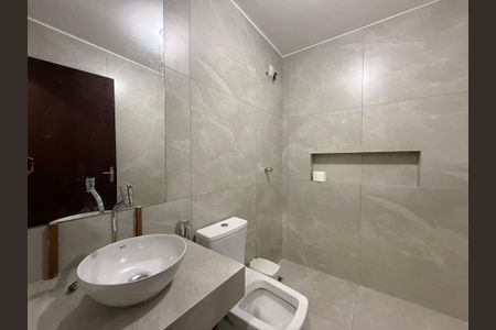 Casa para alugar com 250m², 4 quartos e 3 vagas