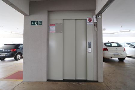 Apartamento para alugar com 70m², 3 quartos e 2 vagasElevador