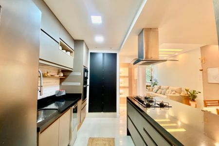 Apartamento à venda com 90m², 3 quartos e 1 vagaCozinha 