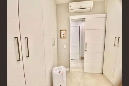 Apartamento à venda com 90m², 3 quartos e 1 vagaCloset 