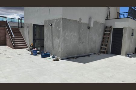 Casa de condomínio à venda com 52m², 2 quartos e sem vagaAcademia