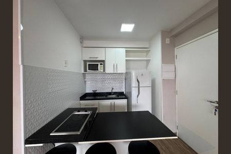Cozinha de apartamento para alugar com 1 quarto, 37m² em Campo Belo, São Paulo