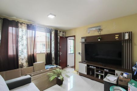 Sala de apartamento para alugar com 2 quartos, 80m² em Santa Monica, Belo Horizonte