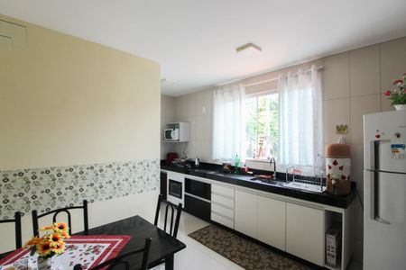 Apartamento para alugar com 80m², 2 quartos e 1 vagaCozinha