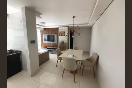 Apartamento para alugar com 2 quartos, 92m² em Santa Mônica, Uberlândia