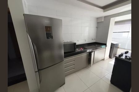 Apartamento para alugar com 2 quartos, 92m² em Santa Mônica, Uberlândia