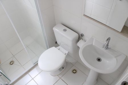 Banheiro de apartamento para alugar com 2 quartos, 42m² em Brás, São Paulo