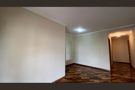 Sala  de apartamento para alugar com 3 quartos, 101m² em Vila Itapura, Campinas