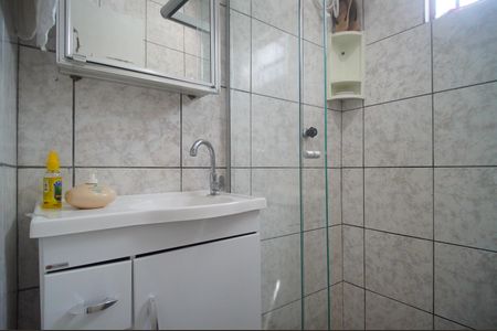 Casa à venda com 140m², 2 quartos e 2 vagasBanheiro