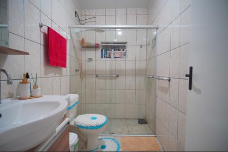 Casa à venda com 140m², 2 quartos e 2 vagasBanheiro 2