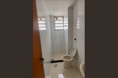 Apartamento à venda com 50m², 2 quartos e 1 vaga Apartamento à venda com 50m², 2 quartos e 1 vagaBanheiro