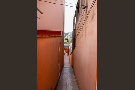 Casa para alugar com 30m², 1 quarto e sem vaga Casa para alugar com 30m², 1 quarto e sem vagaCorredor