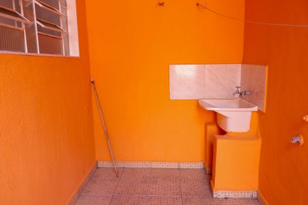 Casa para alugar com 30m², 1 quarto e sem vaga Casa para alugar com 30m², 1 quarto e sem vagaLavanderia