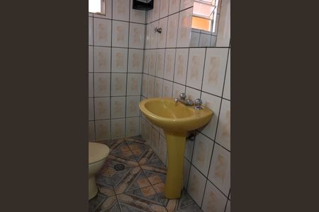 Banheiro de casa para alugar com 1 quarto, 30m² em Jardim D’abril, Osasco