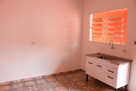 Casa para alugar com 30m², 1 quarto e sem vaga Casa para alugar com 30m², 1 quarto e sem vagaCozinha