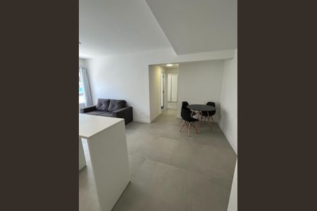 Sala  de apartamento para alugar com 2 quartos, 59m² em Cristo Redentor, Porto Alegre