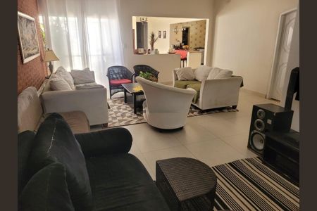 Casa para alugar com 3 quartos, 215m² em Jardim Marília, Campinas